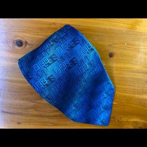 Fendi classic silk tie